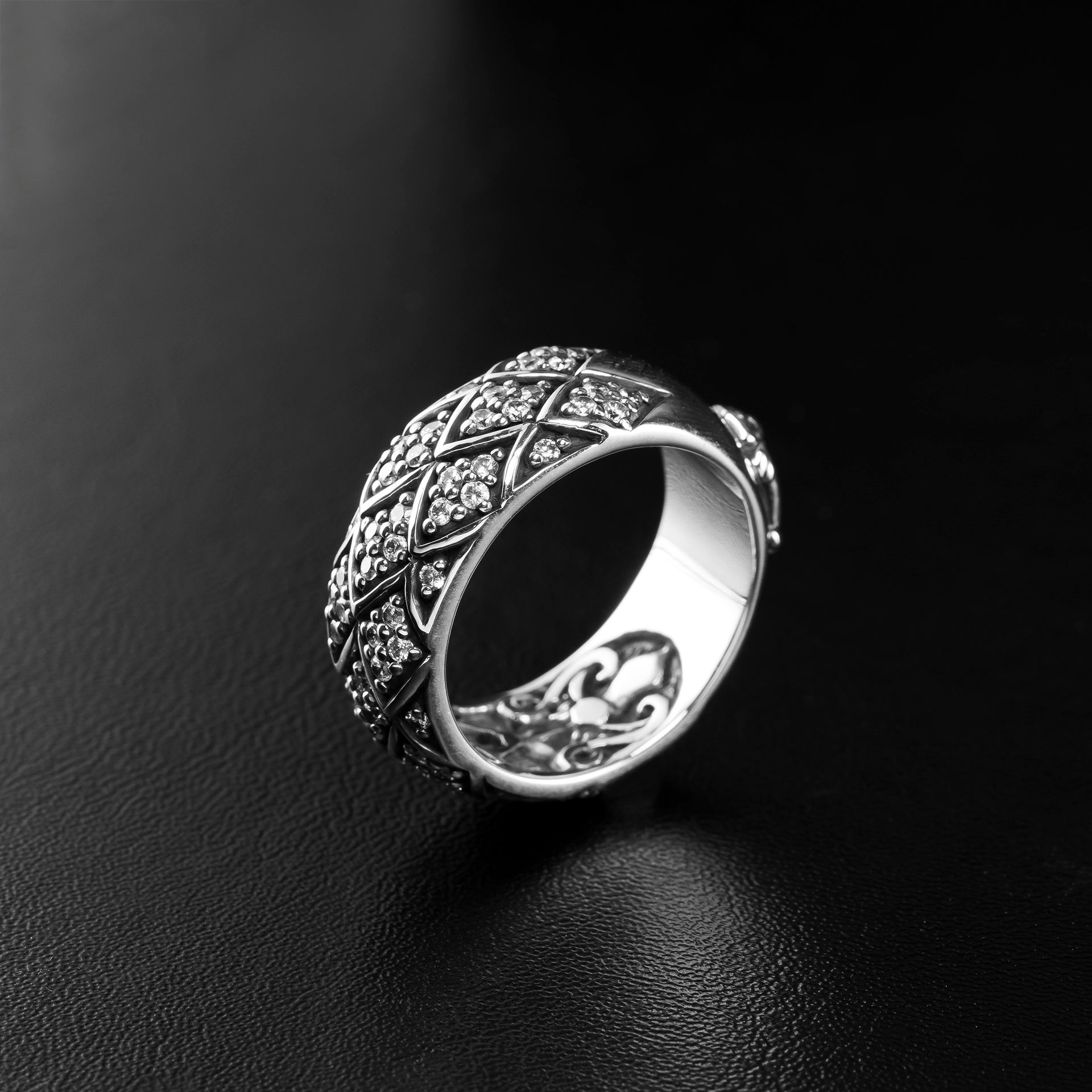 Dragon Scale Gem Ring - Deific
