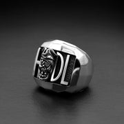 Hodl To The Pirate Skull Grave Ring - Deific