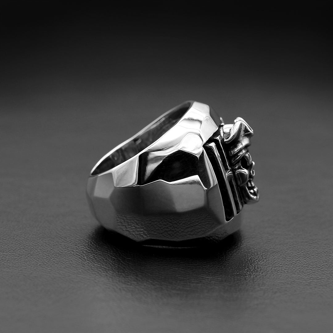 Hodl To The Pirate Skull Grave Ring - Deific
