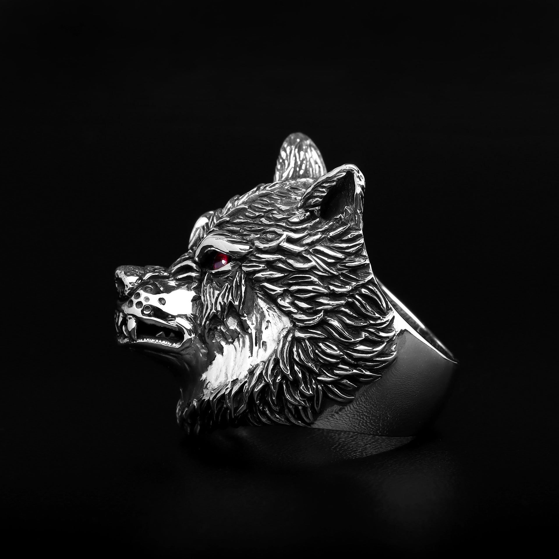 Alpha Wolf Ring - Deific