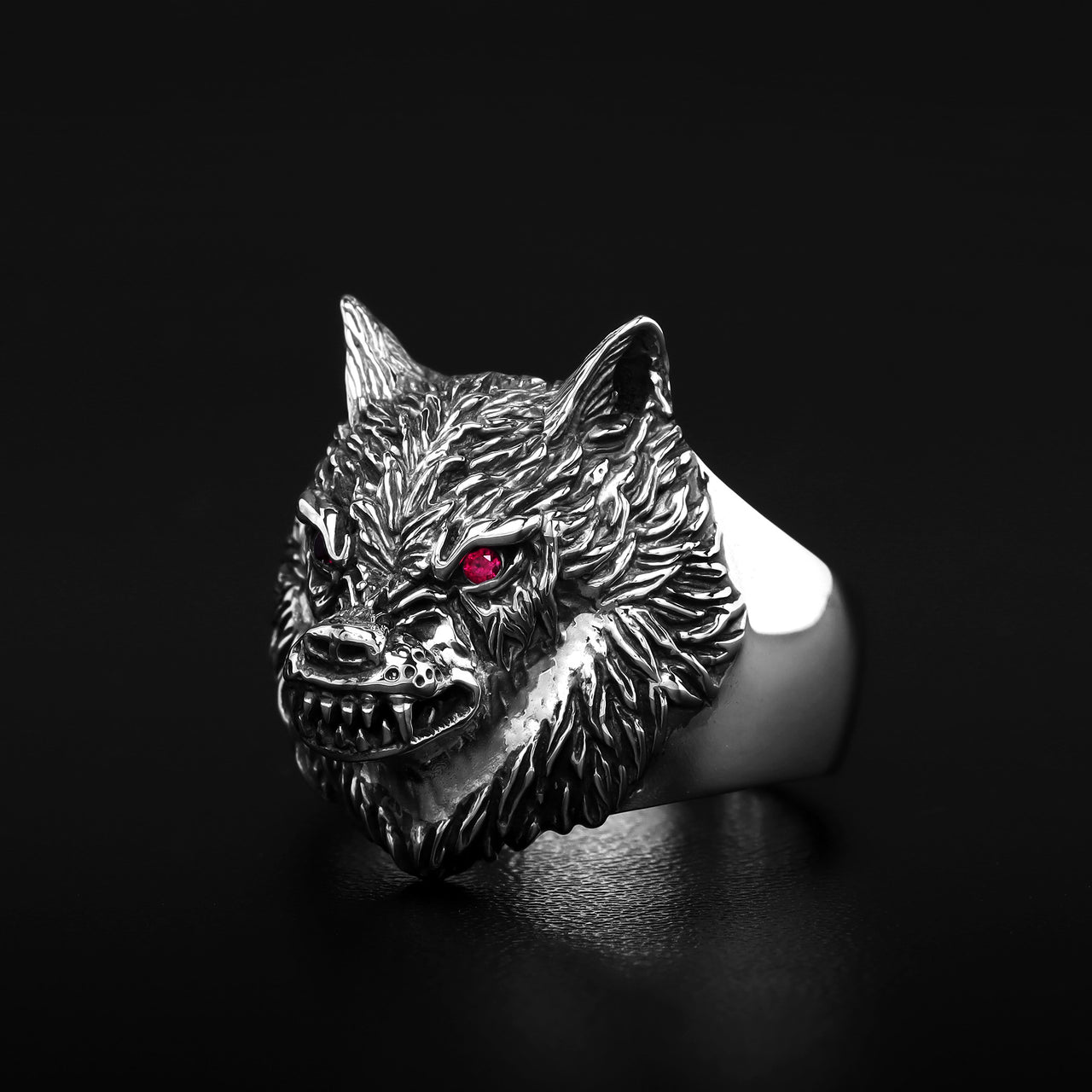 Alpha Wolf SM Ring - Deific